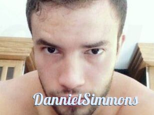 Danniel_Simmons