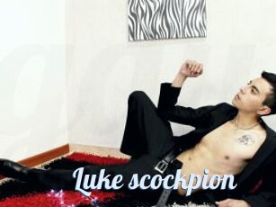 Luke_scockpion