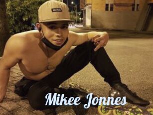 Mikee_Jonnes