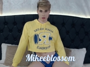 Mikeeblossom