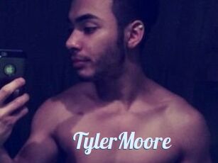 Tyler_Moore