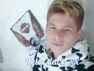 Tyler_davis_xx
